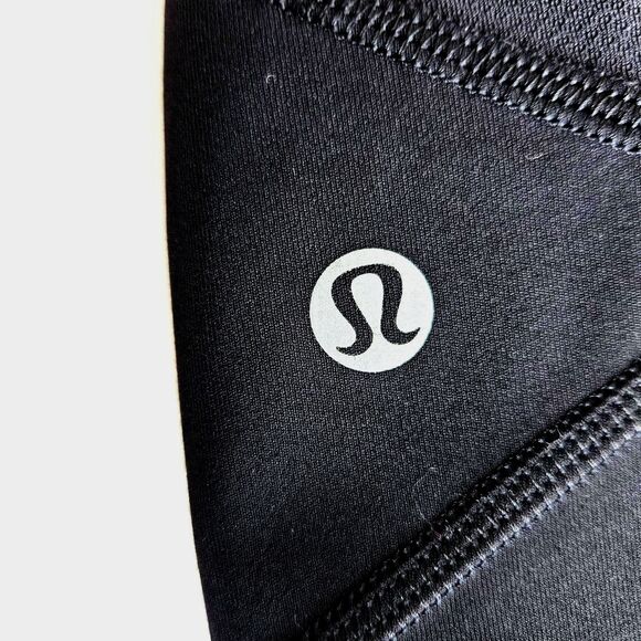 Lululemon Pace Rival Crop Full-On Luxtreme 22" Womens Size 4 Black - Picture 9 of 15